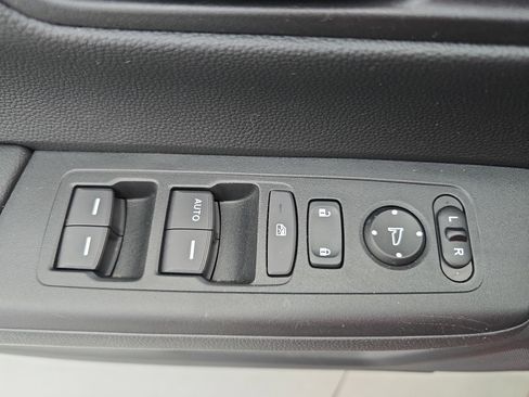 Certified 2025 Honda CR-V LX image 27