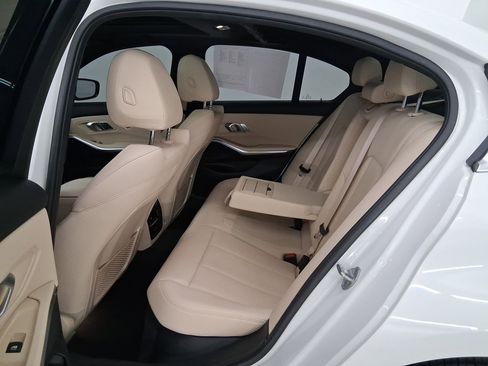 Used 2021 BMW 330i Sedan w/ Convenience Package image 13