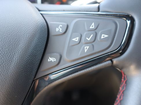 Used 2024 Chevrolet Equinox RS FWD image 16
