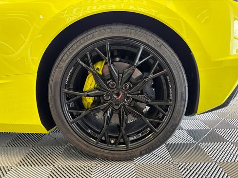 Used 2023 Chevrolet Corvette Stingray Premium Conv w/ Battery Protection Package RWD image 16