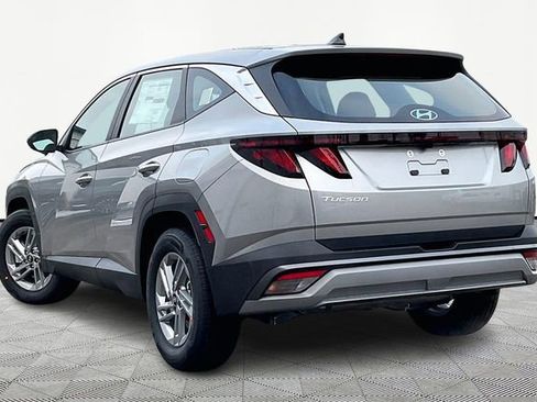 New 2026 Hyundai Tucson SE FWD image 3