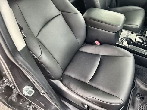 Used 2023 Toyota 4Runner TRD Off-Road Premium w/ Moonroof Package AWD/4WD image 34