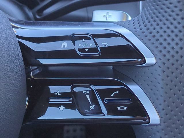 Used 2026 Mercedes-Benz GLC 300 image 27