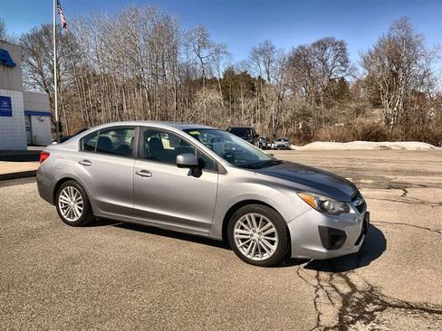 Used 2013 Subaru Impreza 2.0i Premium image 11