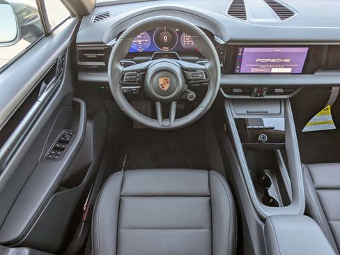 New 2026 Porsche Macan Electric RWD image 15