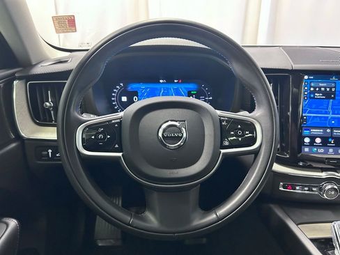 Used 2022 Volvo XC60 T8 Inscription w/ Advanced Package AWD/4WD image 9