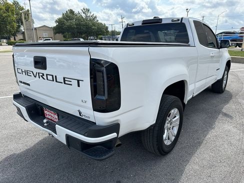Used 2021 Chevrolet Colorado LT w/ Fleet Safety Package image 5