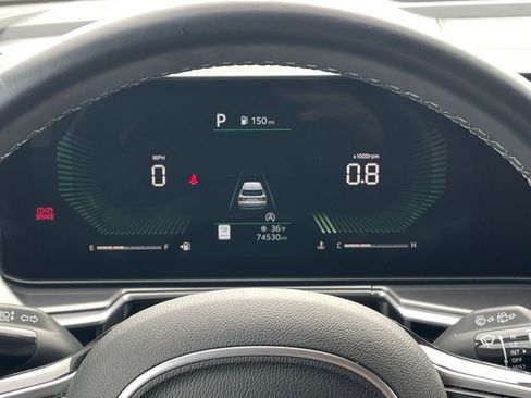 Used 2025 Kia Sorento S image 15