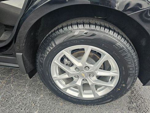 Used 2022 Chevrolet Equinox LS FWD image 12