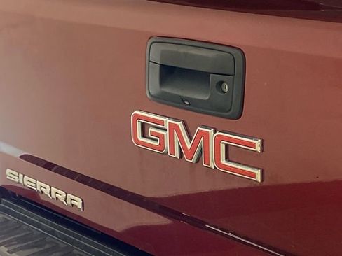 Used 2015 GMC Sierra 2500 SLT w/ Snow Plow Prep Package AWD/4WD image 18