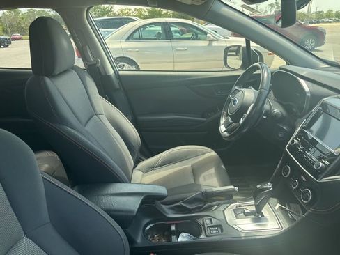 Used 2023 Subaru Crosstrek 2.0i Premium image 14