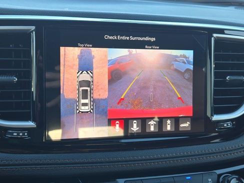 New 2026 Chrysler Pacifica Pinnacle image 35