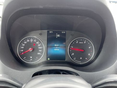 Used 2024 Mercedes-Benz Sprinter 2500 image 8