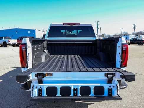 New 2026 GMC Sierra 2500 Denali Ultimate image 5