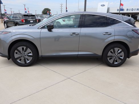 Used 2025 Nissan Murano SL AWD/4WD image 8