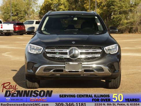 Used 2021 Mercedes-Benz GLC 300 4MATIC image 2