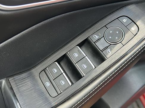 Used 2024 Nissan Rogue Platinum w/ Platinum Premium Package FWD image 12