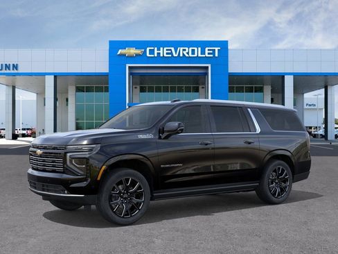 New 2026 Chevrolet Suburban High Country AWD/4WD image 2