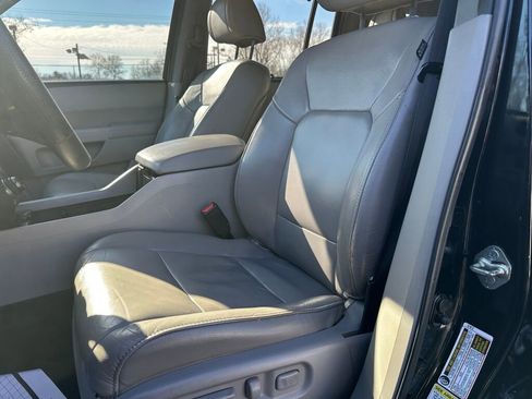 Used 2013 Honda Pilot Touring image 11