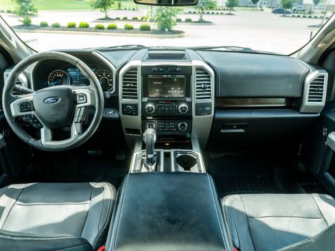 Used 2015 Ford F150 Lariat w/ Equipment Group 502A Luxury AWD/4WD image 19