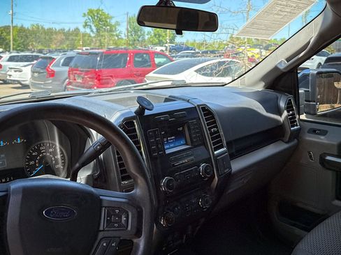 Used 2015 Ford F150 XLT AWD/4WD image 19