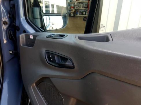 Used 2020 Ford Transit 250 148 High Roof Extended image 23