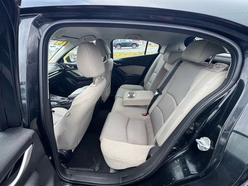 Used 2014 MAZDA MAZDA3 i Touring image 10
