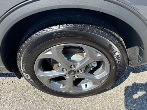 New 2025 Ford Escape ST-Line w/ Equipment Group 301A image 13