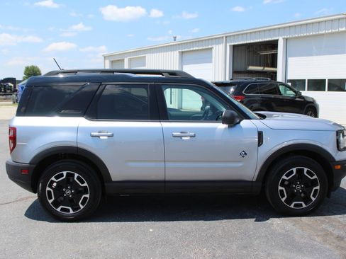 Used 2022 Ford Bronco Sport Outer Banks w/ Tech Package AWD/4WD image 7
