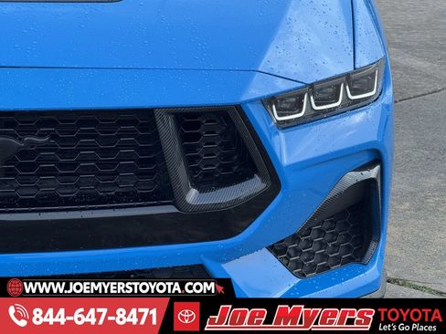 Used 2024 Ford Mustang GT Premium image 4