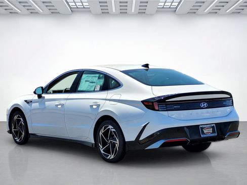 New 2026 Hyundai Sonata SEL FWD image 6