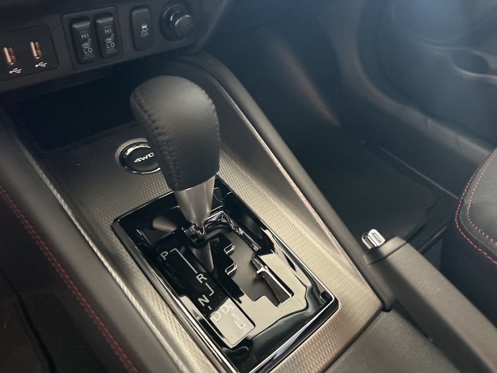 New 2026 Mitsubishi Outlander Sport SE AWD/4WD image 8