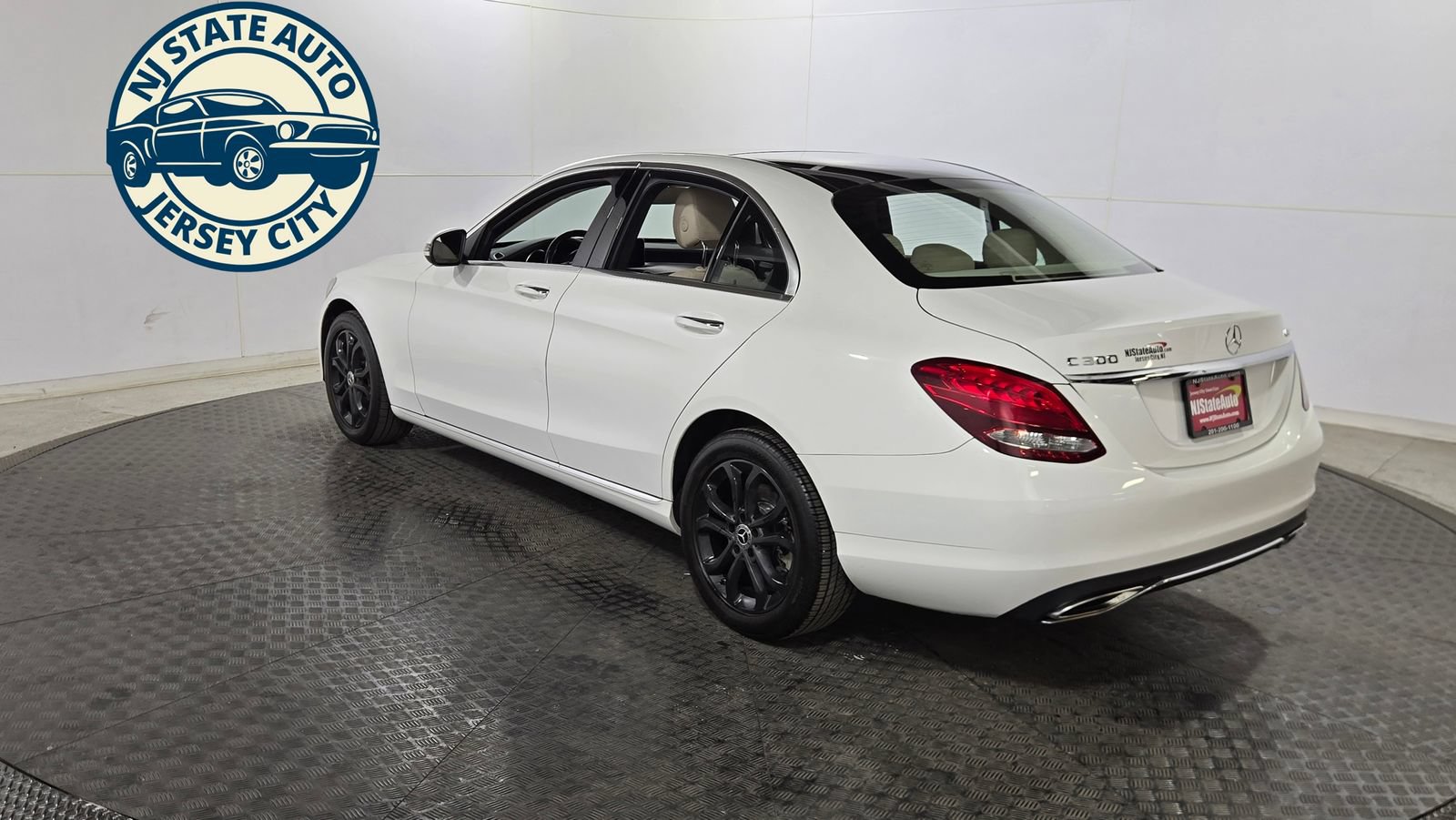 Used 2017 Mercedes-Benz C 300 4MATIC Sedan w/ Premium 1 Package image 5