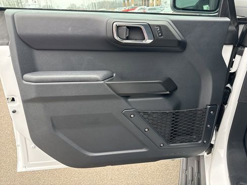 Used 2025 Ford Bronco Outer Banks w/ Sasquatch Package image 26