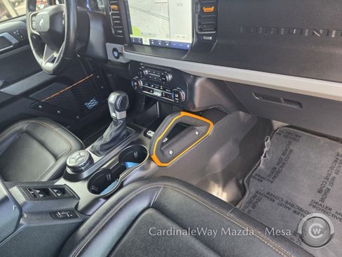 Used 2023 Ford Bronco Badlands image 31