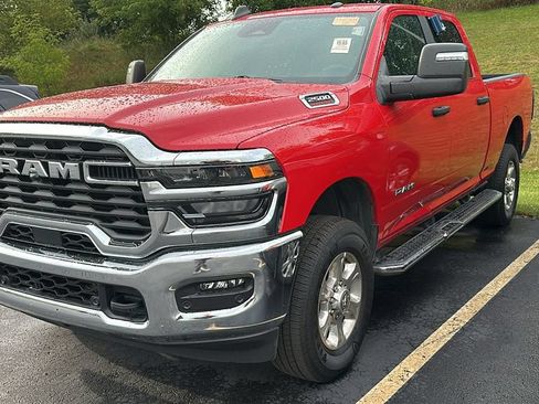 Used 2026 RAM 2500 Big Horn AWD/4WD image 1