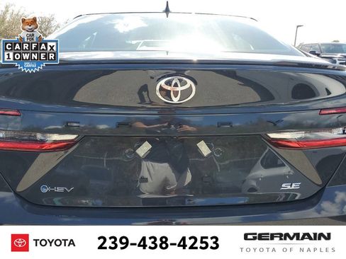 Used 2025 Toyota Camry SE FWD image 17