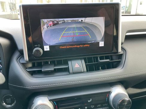 Used 2024 Toyota RAV4 XLE image 17