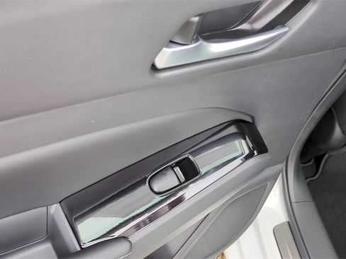 New 2025 Nissan Altima 2.5 SL image 15