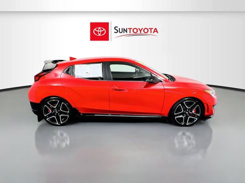 Used 2022 Hyundai Veloster N FWD image 2