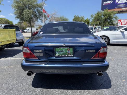 Used 1999 Jaguar XJ8 RWD image 8