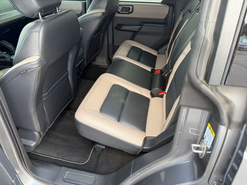 Used 2024 Ford Bronco Wildtrak AWD/4WD image 17