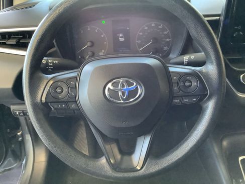 Used 2024 Toyota Corolla LE image 9