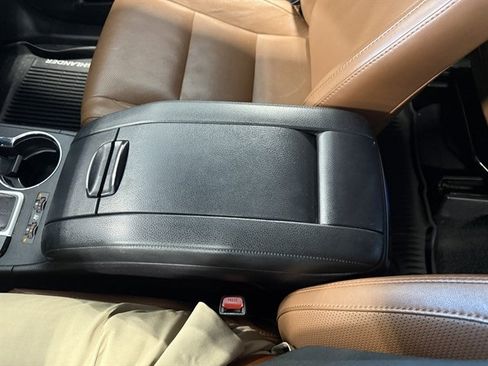 Used 2019 Toyota Highlander Limited image 47