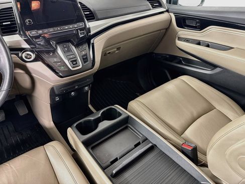 Used 2022 Honda Odyssey Touring image 32