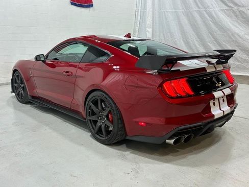 Used 2021 Ford Mustang Shelby GT500 w/ Carbon Fiber Track Pack RWD image 7