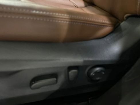 Used 2024 Subaru Outback Touring image 11