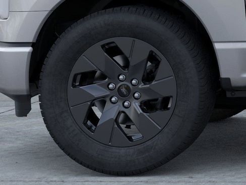 New 2025 Ford F150 Lightning Lariat image 19