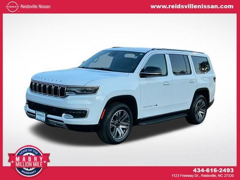 Used 2024 Jeep Wagoneer Series II AWD/4WD image 1