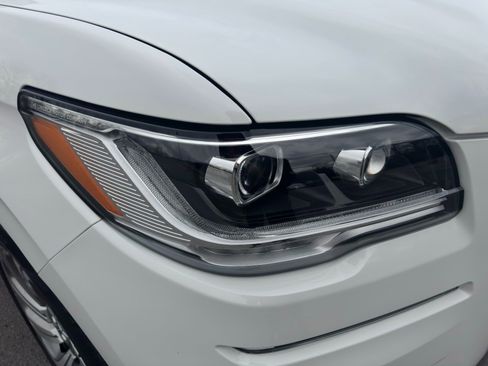 Used 2024 Lincoln Navigator L Reserve image 67